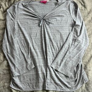 Liz Lange women’s maternity v-neck long sleeve top Size XXL